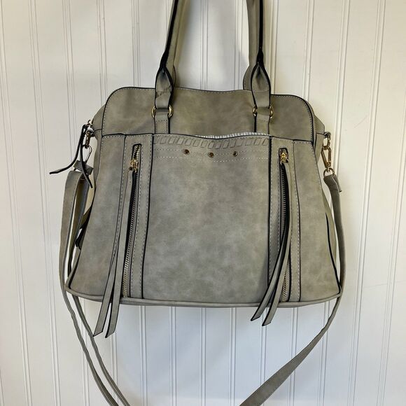 Gray Faux Leather Triple Compartment Fringe Purse. Removable Shoulder Strap - Picture 4 of 12